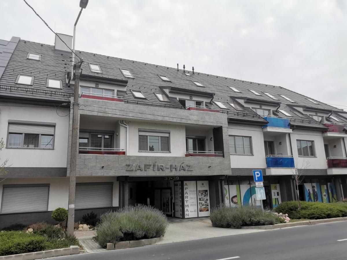 Szabo Lux Apartman シャールヴァール エクステリア 写真